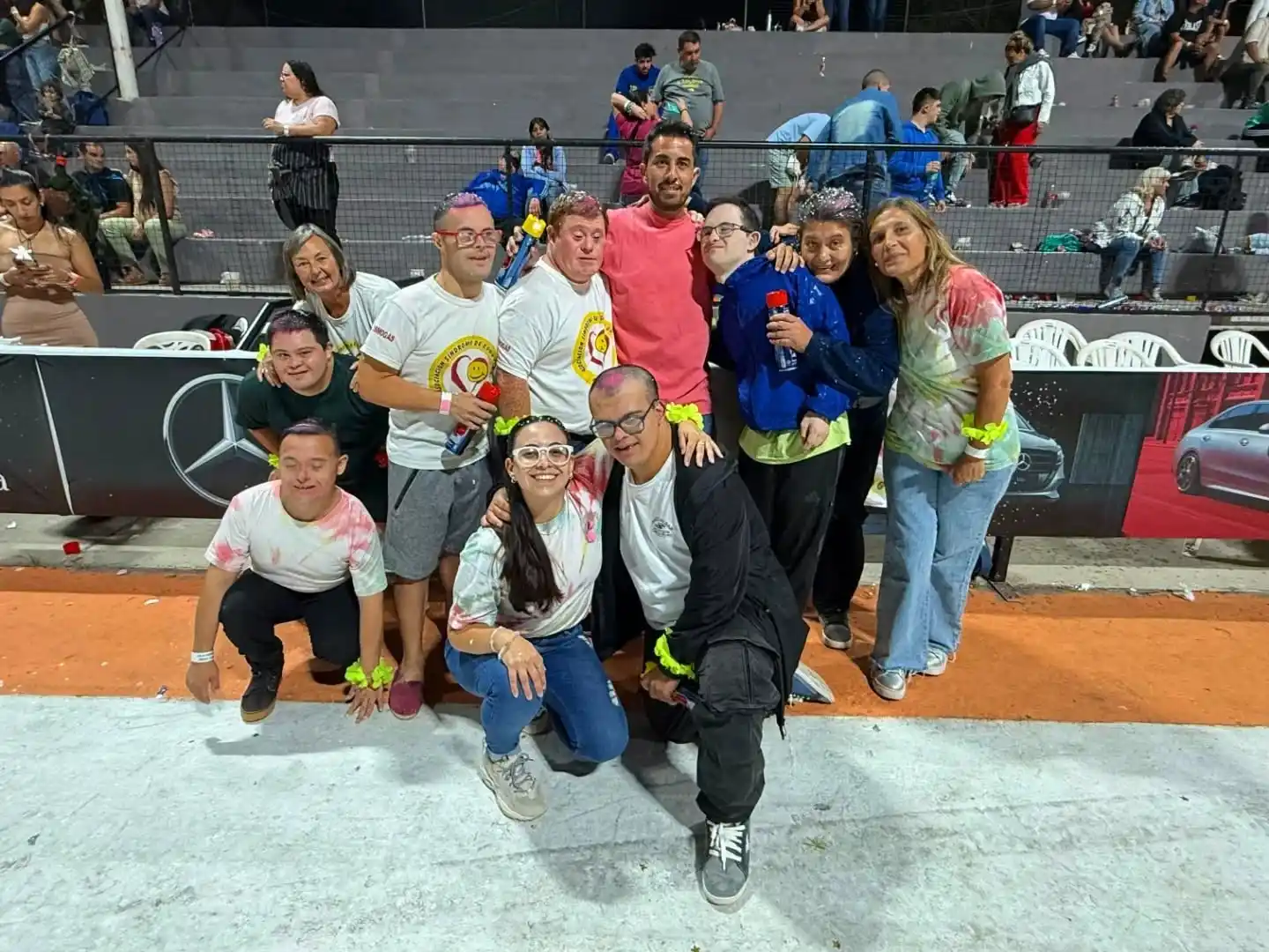 ASDGGUAY vivió una noche de carnaval llena de inclusión, alegría y emoción