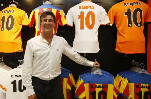 Todo un Matador: Mario Kempes fue elegido como máximo ídolo de la historia del Valencia