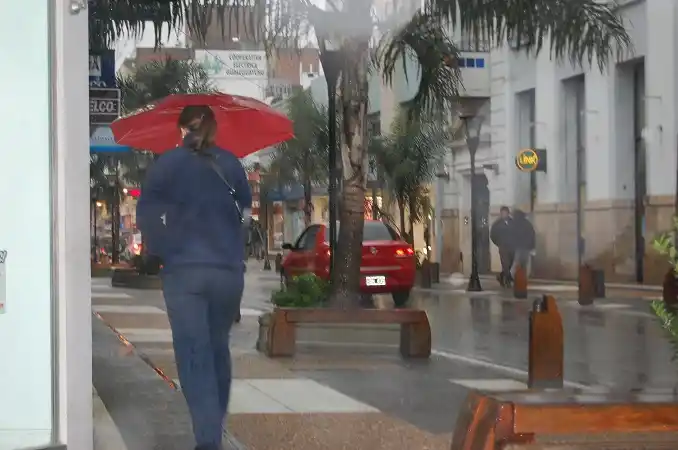 La lluvia y el mal tiempo no se irán hasta el jueves