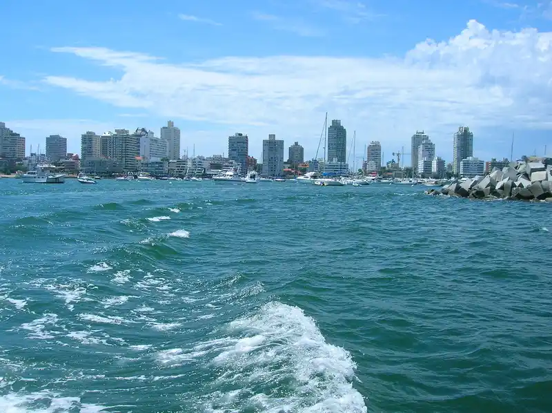 Uruguay sigue tentando a los turistas argentinos