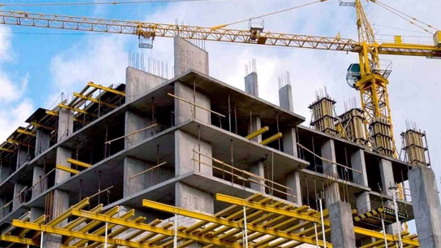 Gremios de la construcción marcan un "crecimiento" de la actividad