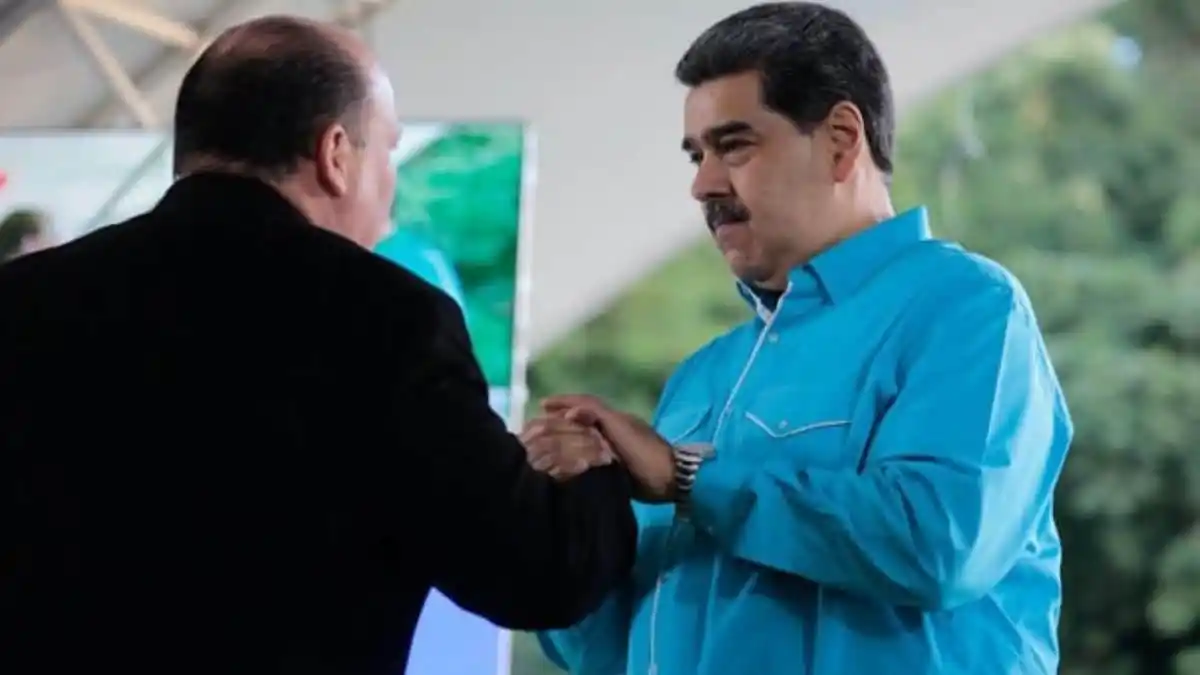 MADURO SE SACÓ OTRO PLAN DE LA CHISTERA: lanzó «Mi Iglesia Bien Equipada»
