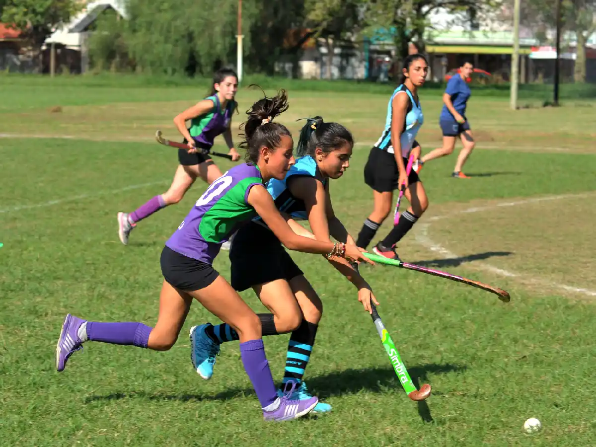 Inauguran cancha en el Polideportivo Municipal