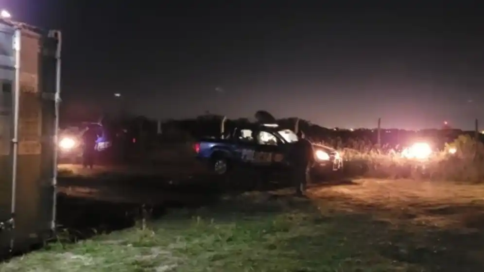 Vandalizaron la planta transmisora de LT3 y balearon un patrullero