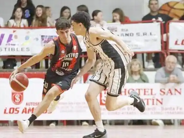 Suardi con autoridad, Hindú
en el final y Central de local