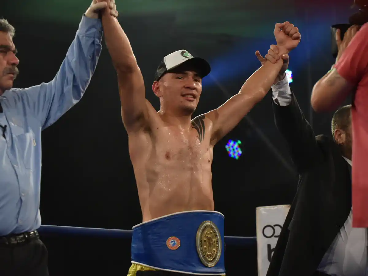 “Hasta ser campeón  del mundo no paro”