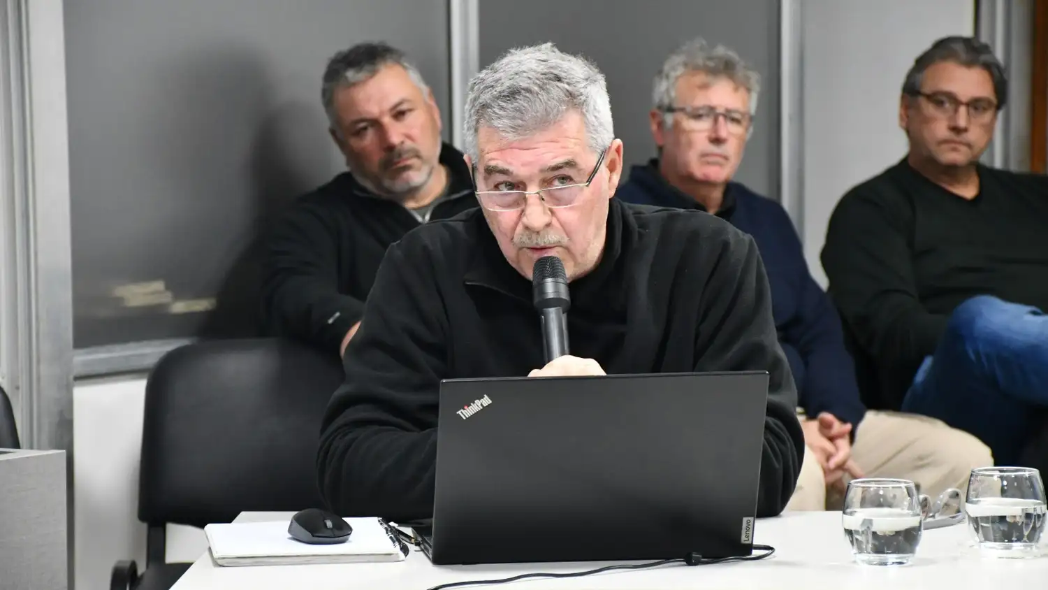 Funcionarios municipales - 2
