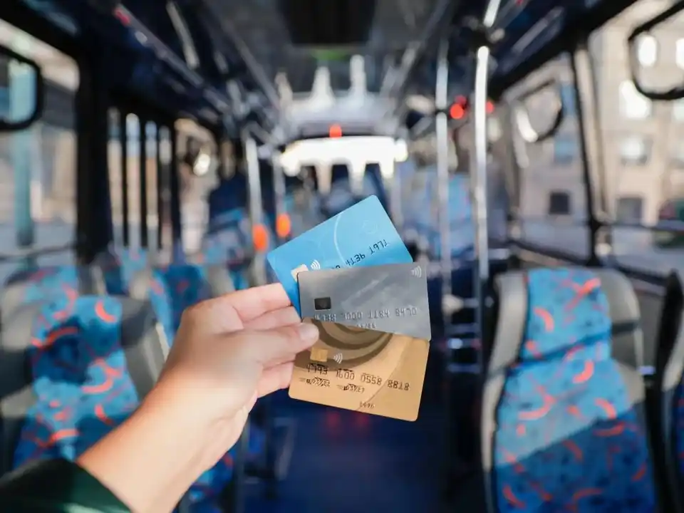 El BCRA incorpora pagos QR en el transporte público