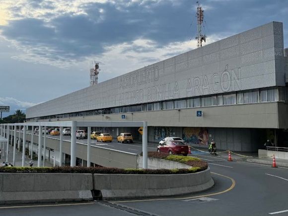 Aeronáutica Civil de Colombia  asumiría operación del Aeropuerto Alfonso Bonilla Aragón por hasta 11 meses