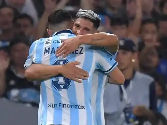 La Academia juega en Chile a las  21:30 .