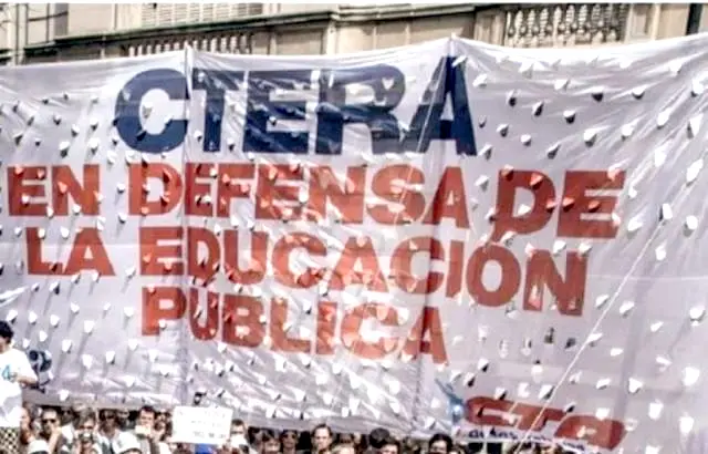 La Justicia suspendió el Impuesto a las Ganancias para los docentes