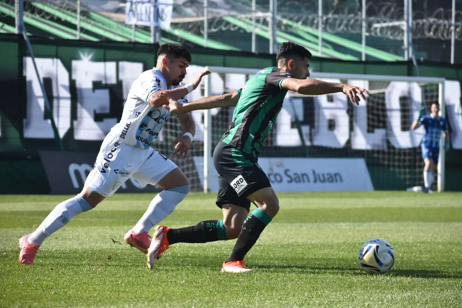 Atlético rescató un empate agónico en San Juan