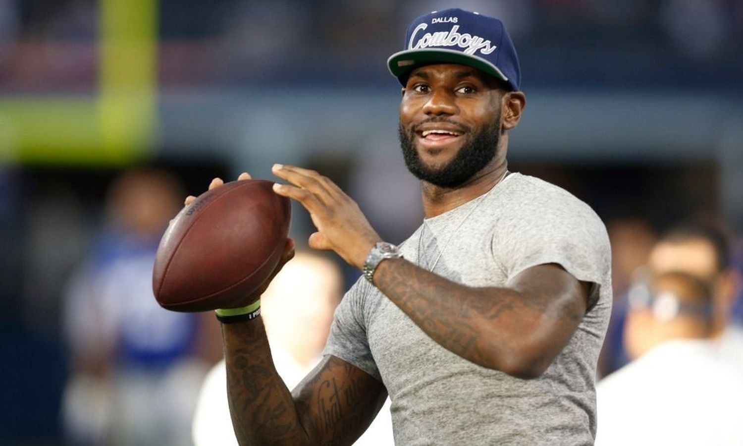 LeBron James eligió a los 5 mejores quarterbacks de la historia 