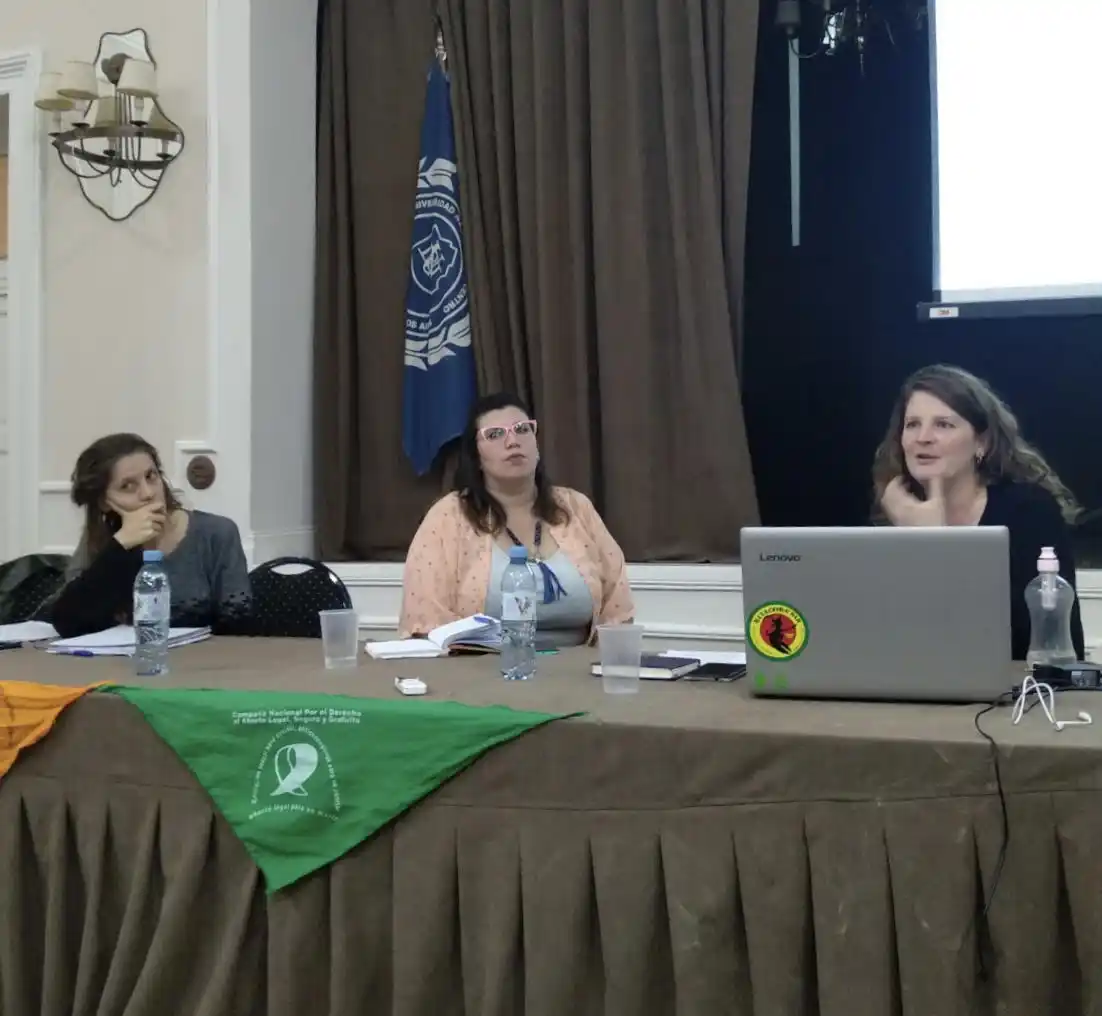 Se realizó el primer encuentro  Ciclo “Debates Urgentes  para la coyuntura actual”