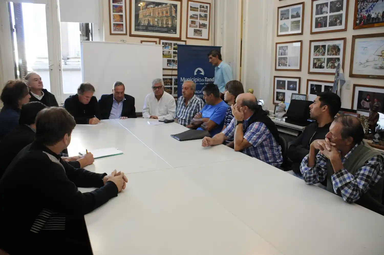 Reunión en el Municipio por la situación de la Estación de Trenes y los despidos