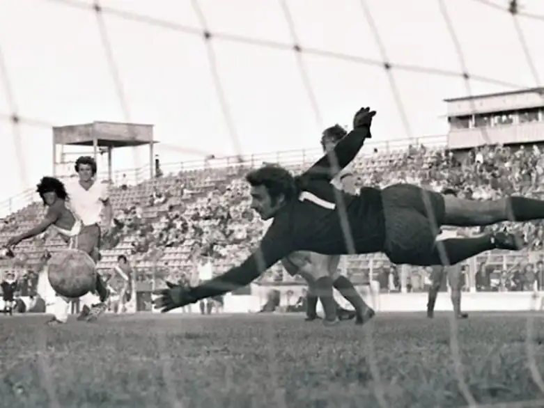 MARADONA
