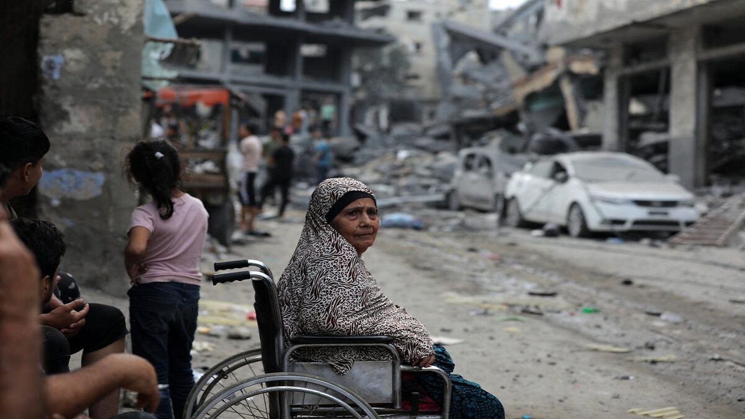 EL HAMBRE ACECHA a los habitantes del norte de Gaza que sobrevivieron a las bombas