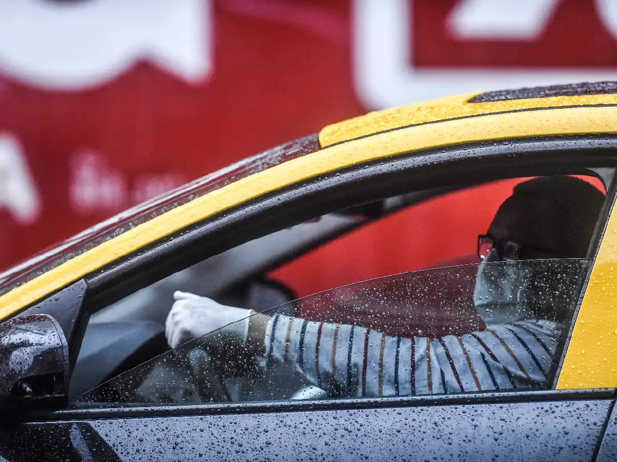 OIT advierte que la pandemia ya afecta a la mitad de los trabajadores del mundo