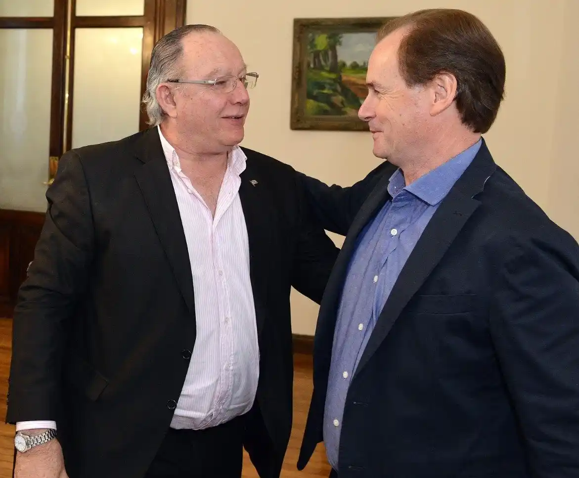 El gobernador y el arco político entrerriano despidieron a Bogdan por las redes sociales