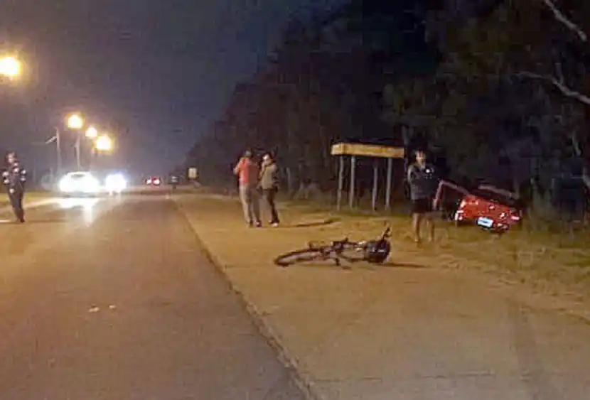 Un ciclista fue atropellado por un auto en la Ruta 39