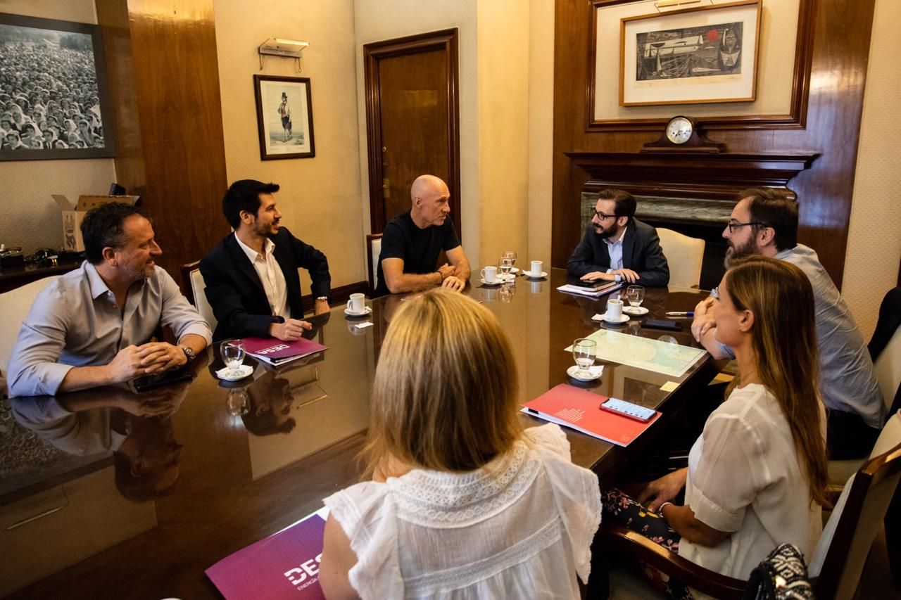 Tarifa de Luz en Provincia: Ministro de Infraestructura y Servicios de Kicillof se reunió con distribuidoras