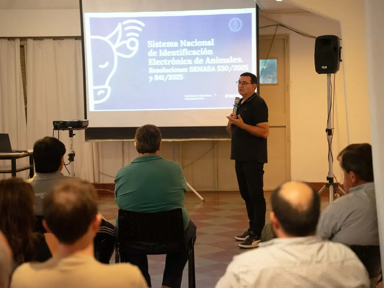 Charla de SENASA en la Rural