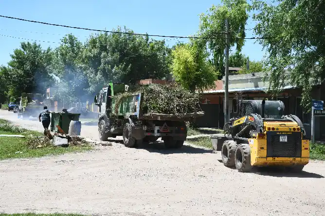 Intensas jornadas de descacharrado: Esta semana las acciones para prevenir el dengue tendrán lugar en el barrio 30 de Mayo