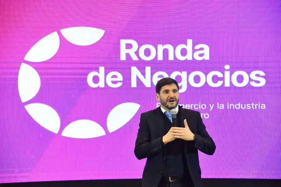 El Gobernador abrió la Ronda de Negocios “Santa Fe y la industria en el centro”, en Rosario