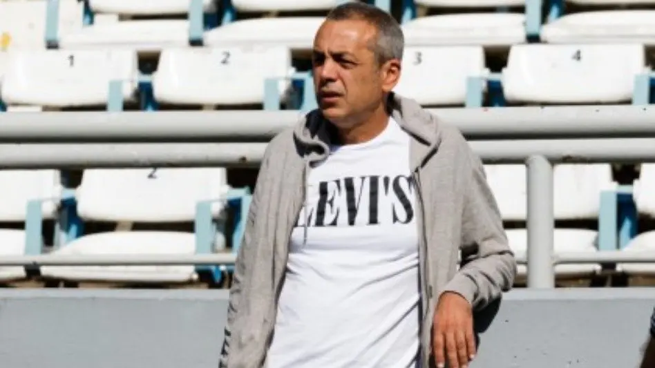 Wenceslao Méndez: "Vamos a traer un lateral por izquierda, un volante central y un centro delantero"