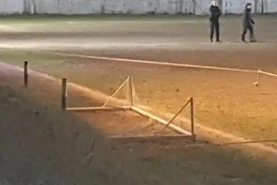 Tragedia en Valeria del Mar: niño de 12 años muere aplastado por un arco de fútbol