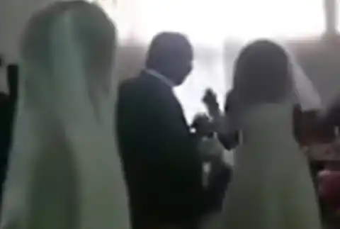 Video: se apareció vestida de novia en el casamiento de su amante