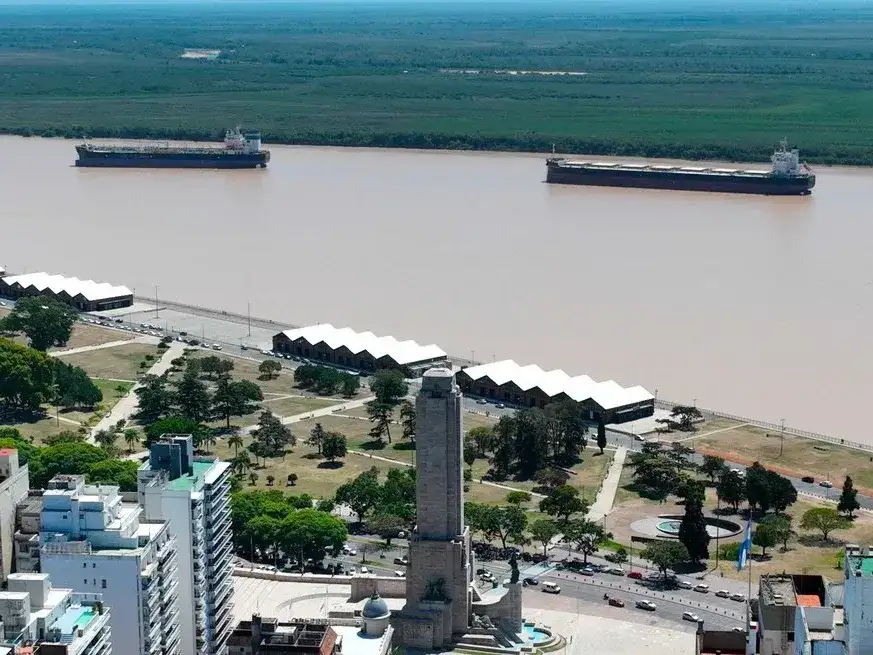 La hidrovía es clave para el crecimiento y desarrollo de la provincia. Foto: Fernando Nicola