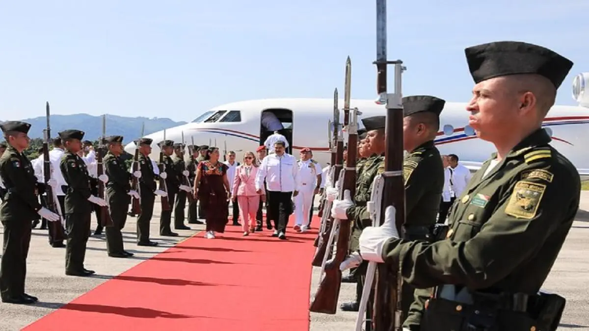 PARA PARTICIPAR EN LA CUMBRE MIGRATORIA: Maduro está en México ¿Admitirá la crisis?