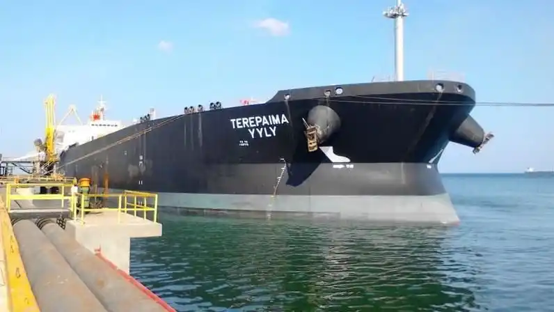 DE MALA CALIDAD: Cuba rechaza tanquero con combustible venezolano