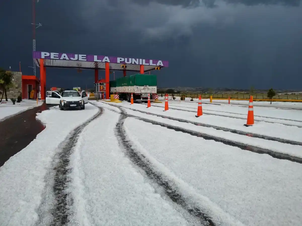 [VIDEO] Tremenda granizada en en el límite de San Luis y Córdoba