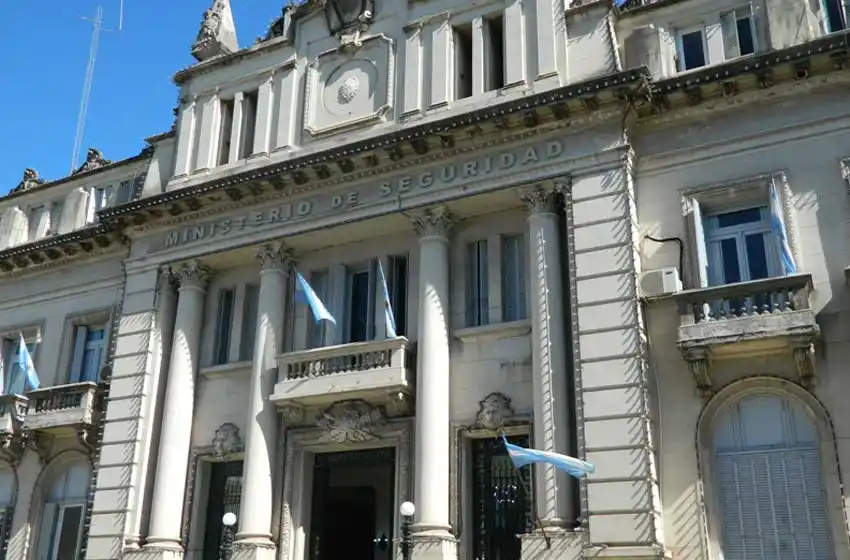 Inspección en las sedes del Ministerio de Seguridad en Rosario y Santa Fe