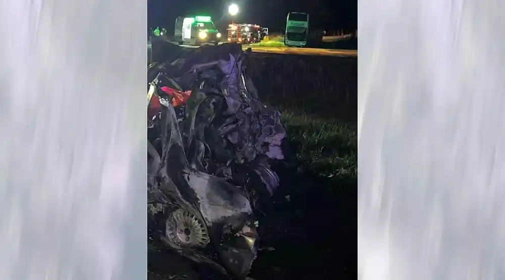 Trágico accidente en Ruta 3 altura San Miguel del Monte: tres muertos tras el choque entre un micro y un auto