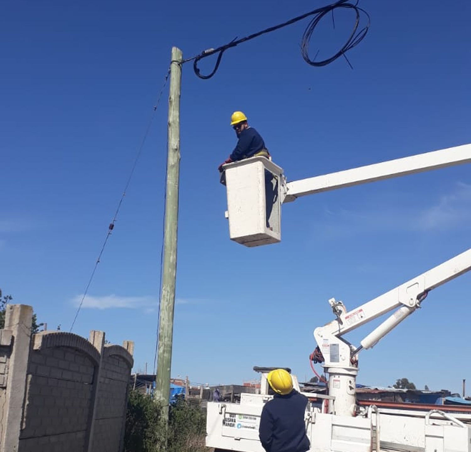 El operativo fue realizado por una cuadrilla de la Usina ayer por la mañana.