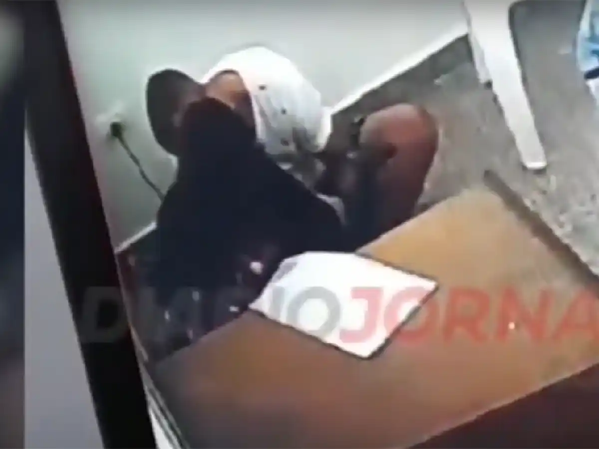 Escándalo en Comodoro Rivadavia por un presunto beso entre una jueza y un preso