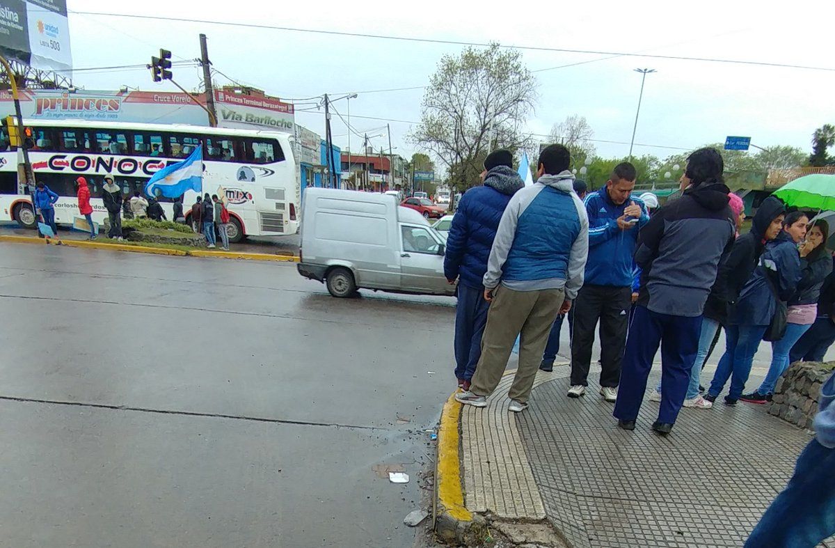Nueva jornada de ollas populares en la Provincia: Piden por la emergencia alimentaria