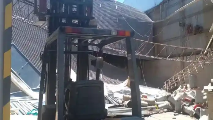 Un accidente laboral dejó cuatro heridos: uno está grave y será operado