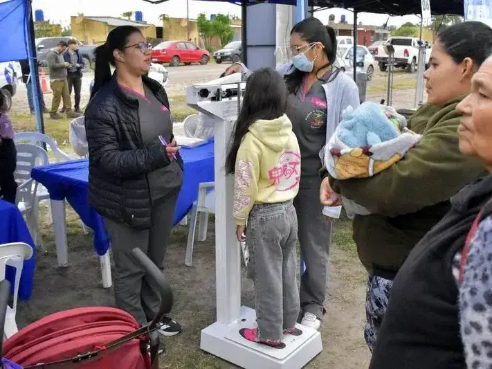 Operativos de salud pediátricos en los 
barrios Fray Salvador Gurrieri y 28 de Junio