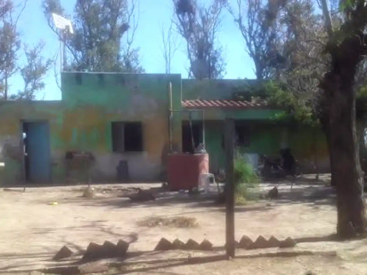 Rescataron a una familia víctima de trata laboral en un campo de El Arañado