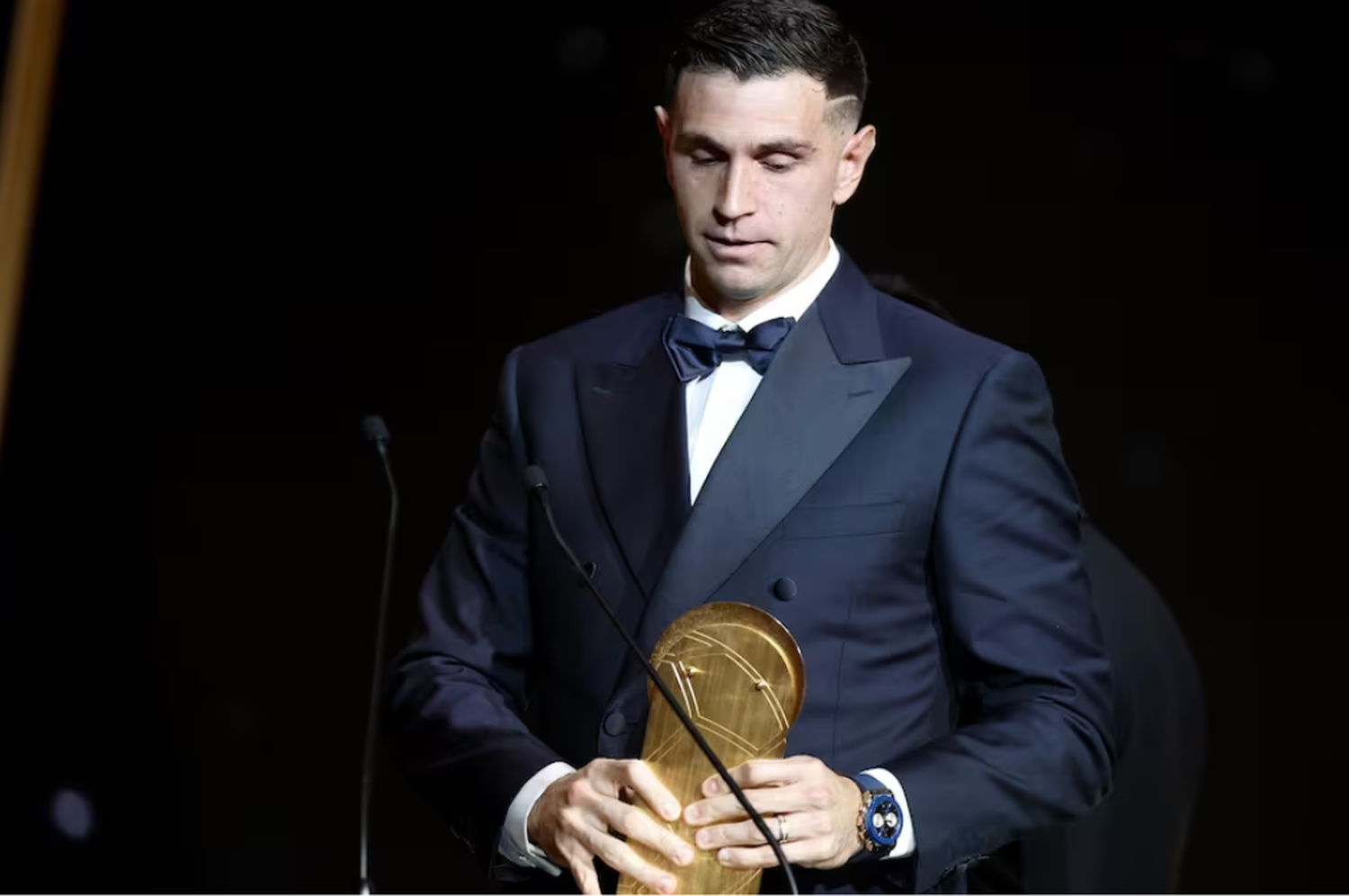 El mejor arquero del mundo: Dibu Martínez ganó el premio Lev Yashin