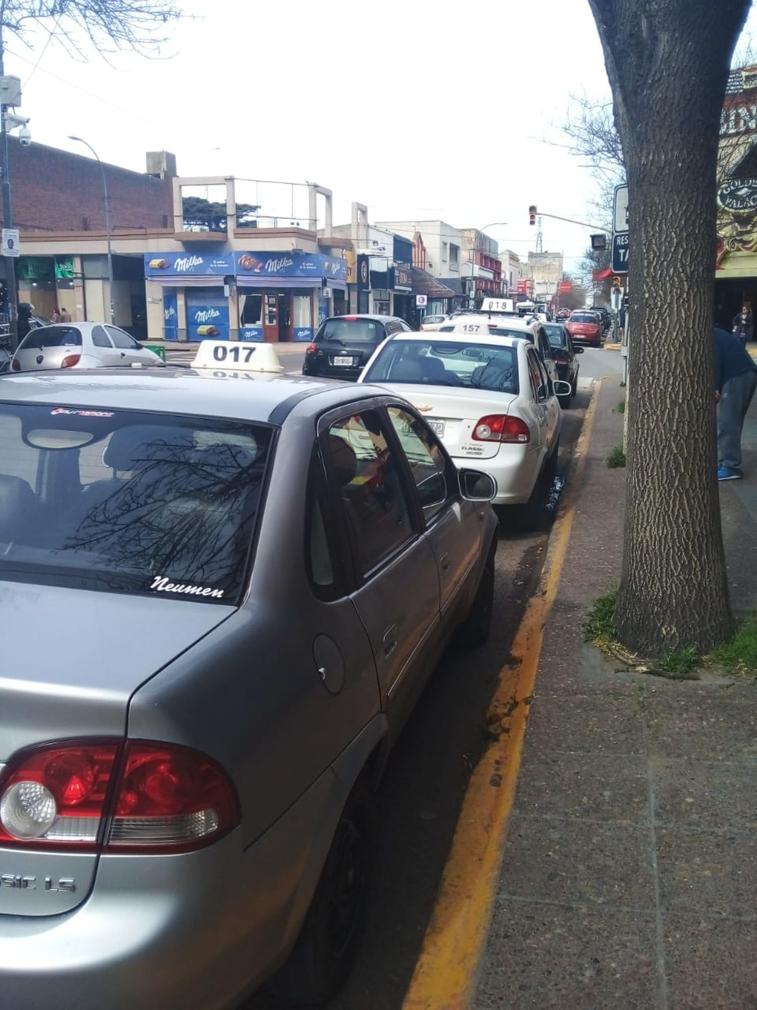 Asaltaron a un taxista