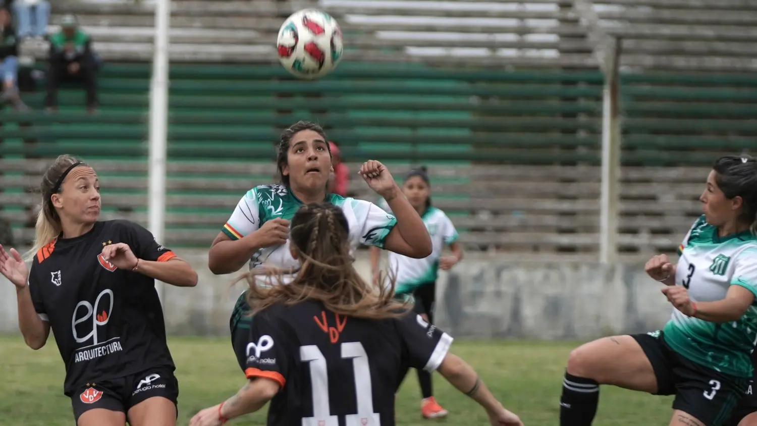 Villa Díaz Vélez y Estación animarán una de las semifinales