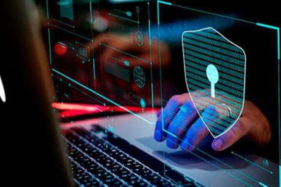 Nueva estafa digital: involucra a la Policía Federal, infecta tu compu y roba tus datos