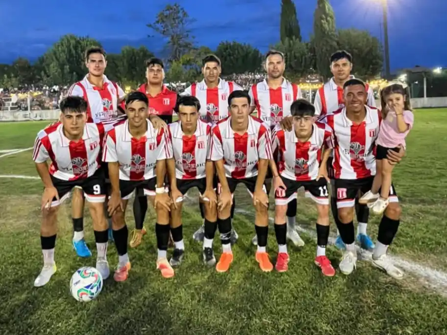 Paraná derrotó a Somisa y terminó primero en su grupo. PH: agencia.