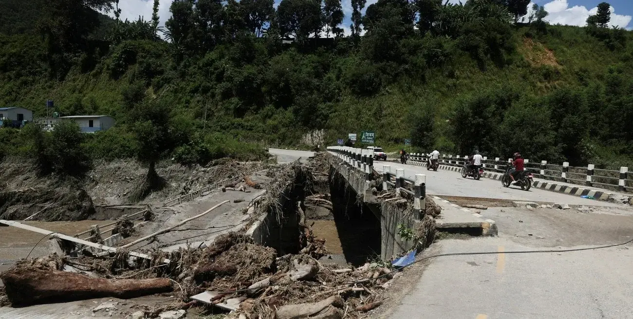 Tragedia en Nepal: las inundaciones dejaron 332 muertos y 1.400 personas desaparecidas