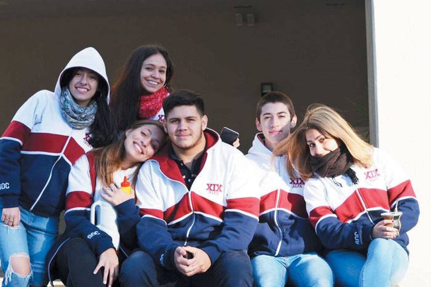 Con el aumento dispuesto por el gobierno, continúa el pago de las becas 2019